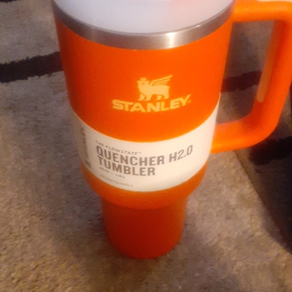Stanley Vibrant Orange Quencher Tumbler